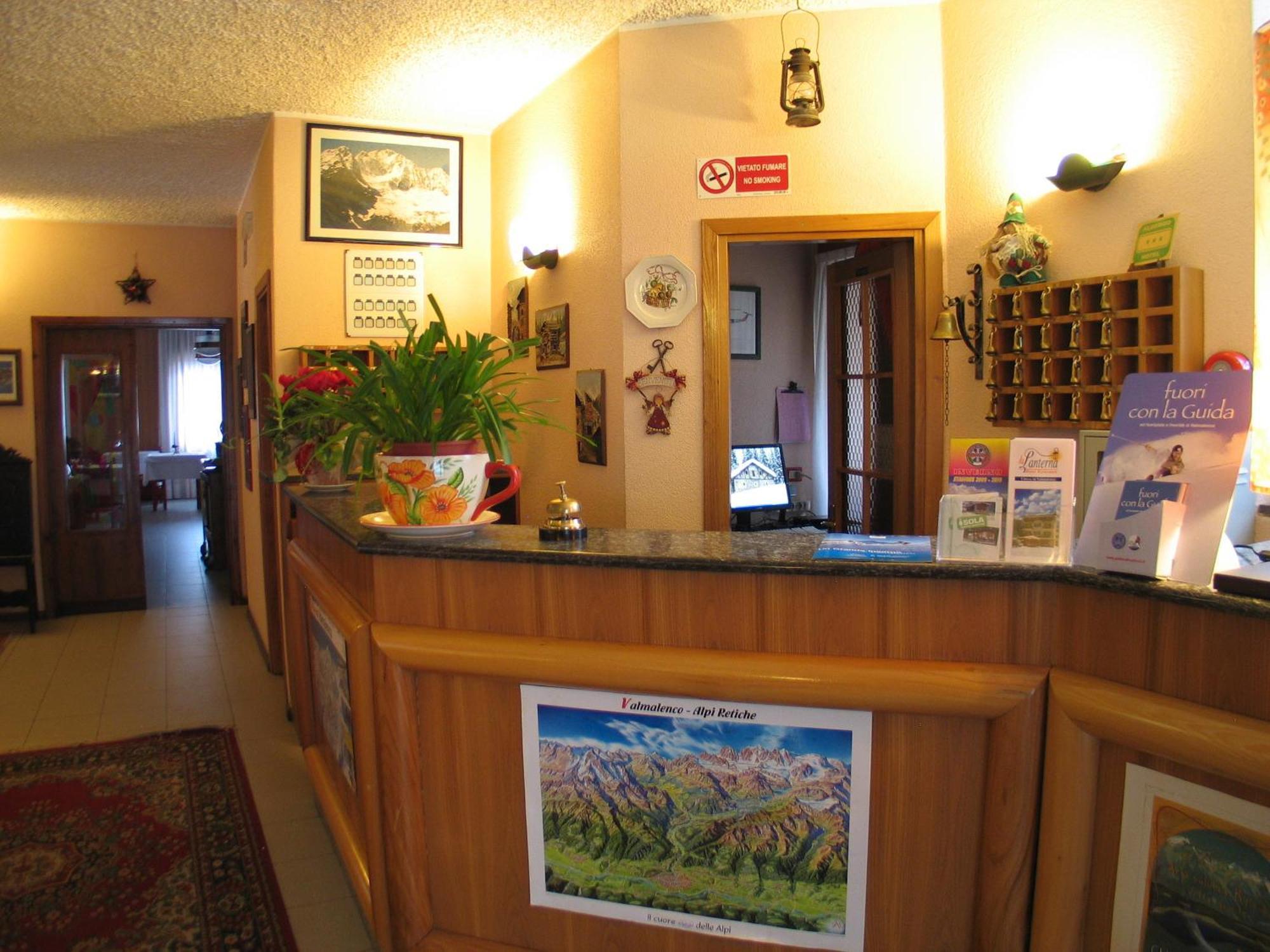 Hotel La Lanterna Chiesa in Valmalenco Exterior foto